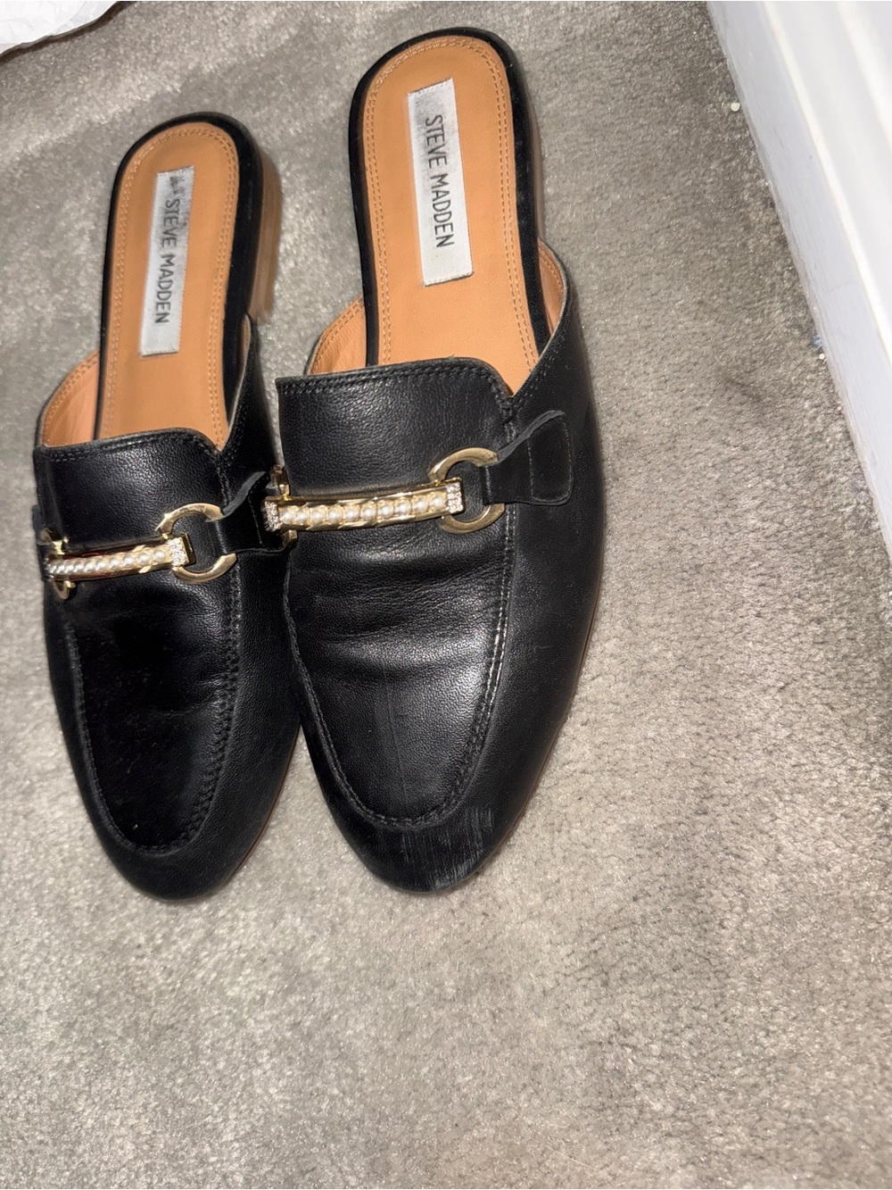 Steve Madden Black Pearl-Embellished Slip-On Mules - Picture 2 of 3